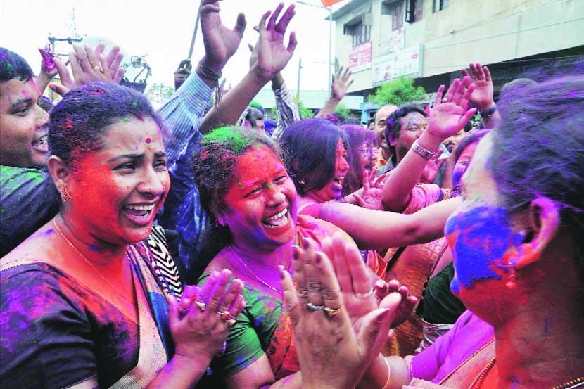 प्रादेशिक पक्षांची चलती म्हणजे राष्ट्रीय पक्षांच्या विश्वासार्हतेला ग्रहण