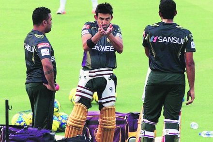 पुणे कोलकाताला रोखणार?