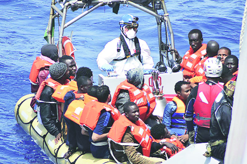 तीन दिवसांत भूमध्य सागरात जहाजे फुटून ७०० शरणार्थीचा मृत्यू?