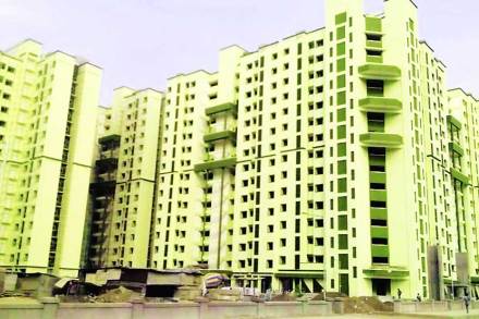 भाडेकरूंची घरे लोढा बिल्डर्सने लाटली!