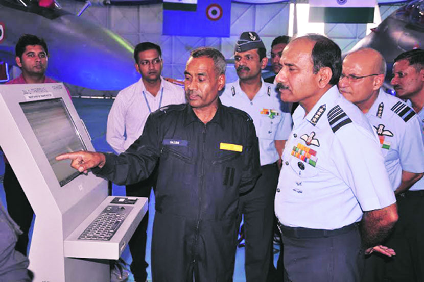 भारतीय हवाई दलासाठी विप्रो कंपनीने विकसित केलेली ‘ई-एमएमएस’ यंत्रणा हवाई दलाच्या लोहगाव तळावर कार्यान्वित करण्यात आली असून तिचे उद्घाटन एअर चीफ मार्शल अरुप राहा यांच्या हस्ते गुरुवारी झाले.