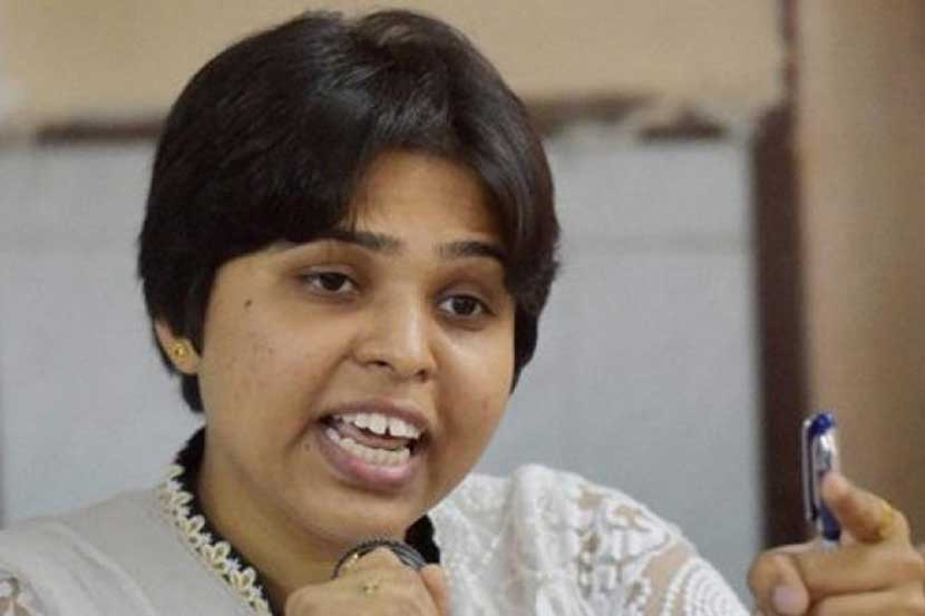 Trupti desai , bigg boss 9 , Trupti Desai likely to enter upcoming season of Bigg Boss, Televsion, haji ali, Women leaders in maharashtra, Loksatta, Loksatta news, Marathi, Marathi news