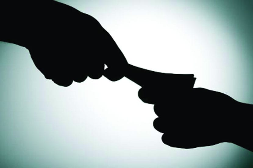 police, arrested, bribe,dhule,marathi news police, arrested, bribe,dhule,marathi news