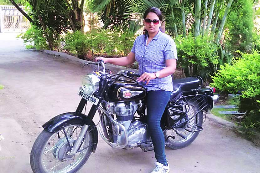 बुलेट राणी..