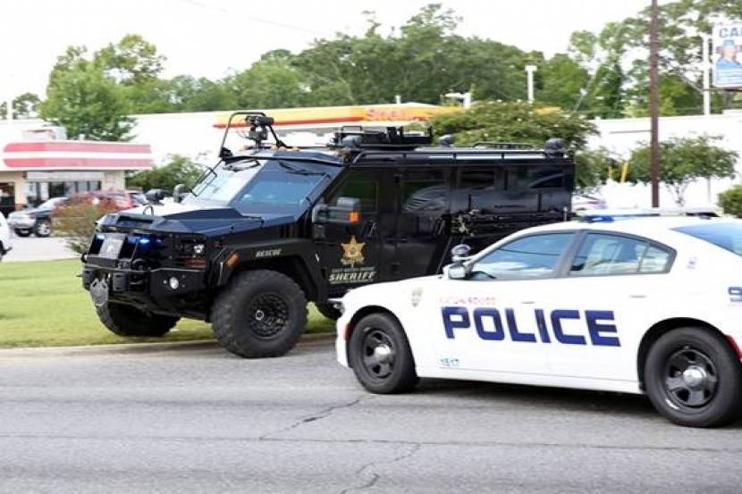 Baton Rouge shooting : अमेरिकन पोलिसांवर गोळीबार