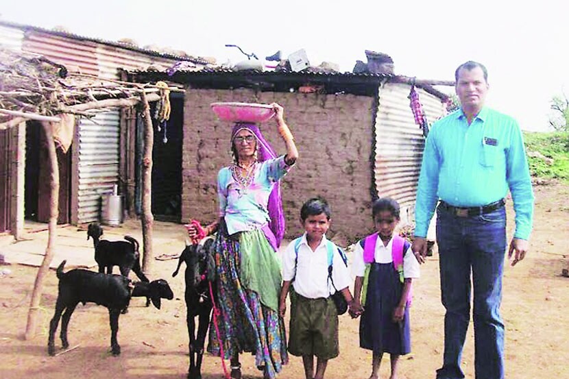 वंचितांना शिक्षणप्रवाहात आणणारे ‘सदाफुले’! वंचितांना शिक्षणप्रवाहात आणणारे ‘सदाफुले’!