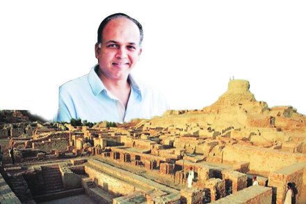 सत्य आणि कल्पित कथेची गुंफण..
