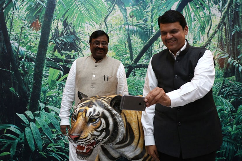 Tiger, friendship, selfie, BJP, Shivsena