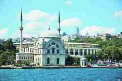 तुर्कस्तानची देखणी राजधानी