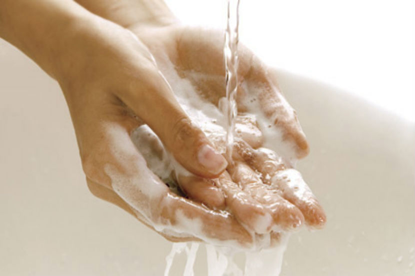 तुम्ही हात स्वच्छ धुता का?