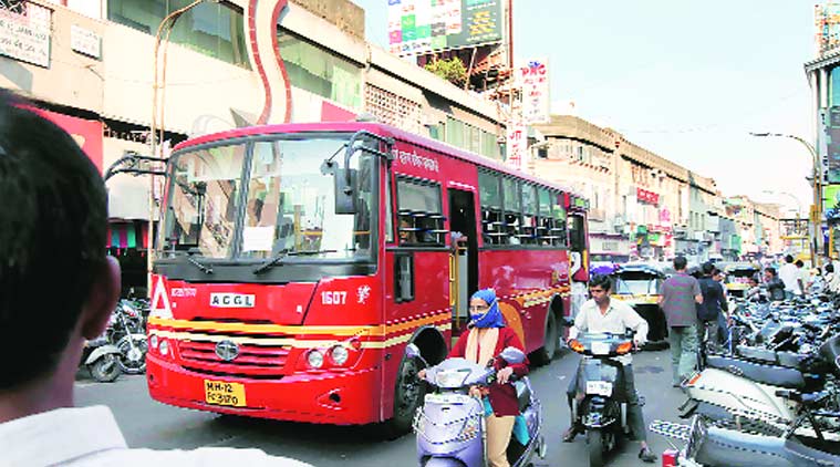 मोर्चाच्या कालावधीत एसटी, पीएमपी सेवा थंडावली