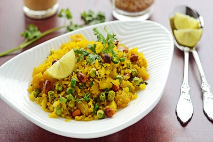 मसाला पोहे कसे बनवायचे, how to make masala pohe