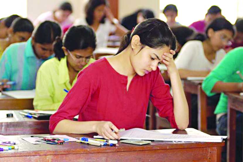 शिक्षणाची त्रेधातिरपीट