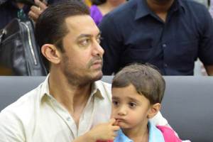 Aamir Khan, Aamir Khan smoking,Aamir Khan son Azad ,Aamir Khan son,dangal