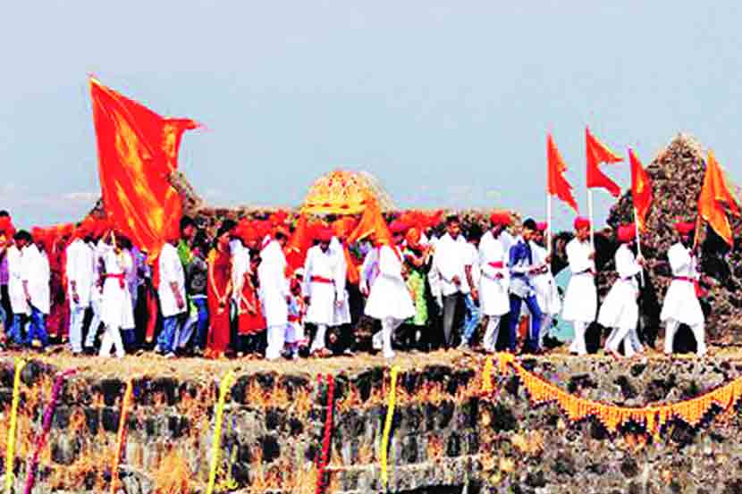 दुर्गप्रेमींकडून पद्मदुर्गाचा जागर