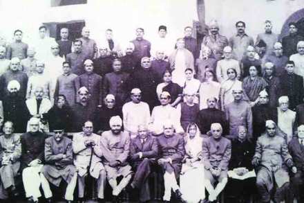 भारतीय राज्यघटना स्त्री कर्तृत्वाचा मागोवा