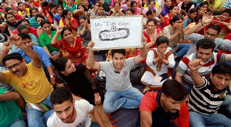 J-K govt identifies, Kashmii Pandits , BJP, Loksatta, Loksatta news, marathi, Marathi nws