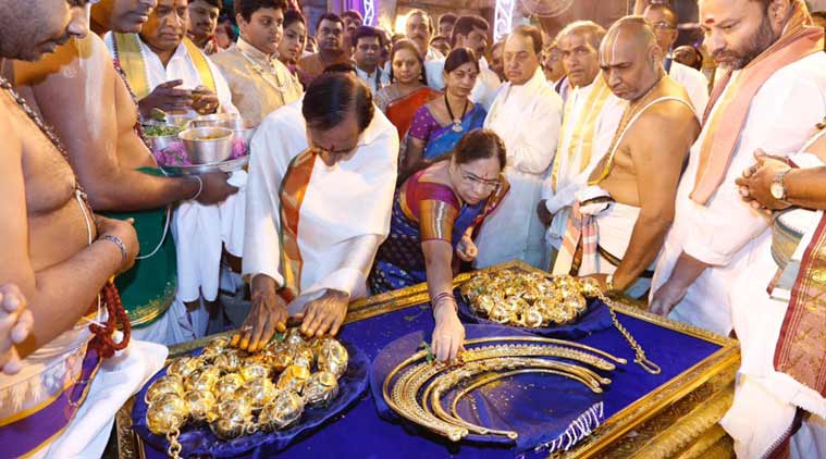 Telangana CM , KCR , Tirupati temple , K Chandrasekhara Rao , gold ornaments , #KCRFailedTelangana , Loksatta, Loksatta news, Marathi, Marathi news