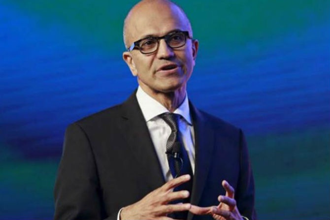 microsoft, skype light, satya nadella