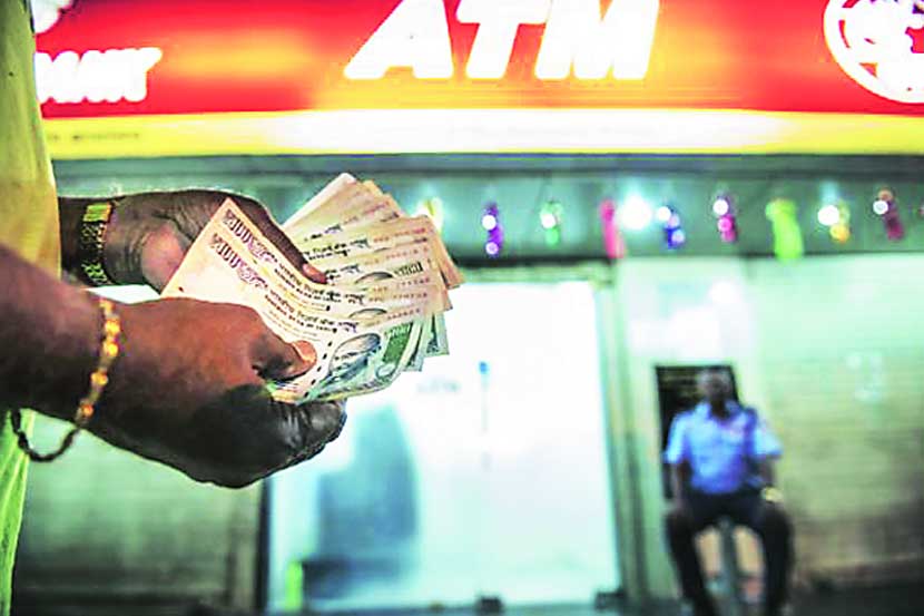 Pune , ATM van driver , ATM van driver stolen 4 crores , ATM van , robbery, thief , Loksatta, loksatta news, Marathi, Marathi news