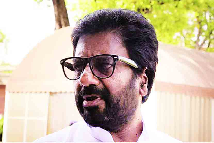 shiv sena mp Ravindra Gaikwad