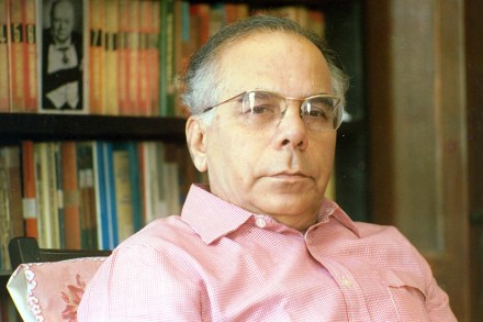 Govind Talwalkar , Senior journalist and eminent writer , Sharad Pawar , Loksatta, Loksatta news, Marathi, Marathi news, eminent writers in Marathi