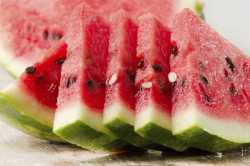 Healthy Living: जाणून घ्या उन्हाळ्यात कलिंगड खाण्याचे फायदे !