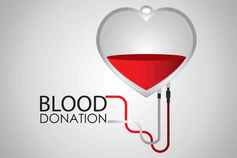 महाराष्ट्रात ३२१ रक्तपेढय़ा असून गेल्या वर्षभरात तब्बल २६,००० रक्तदान शिबीरांचे आयोजन करण्यात आले.