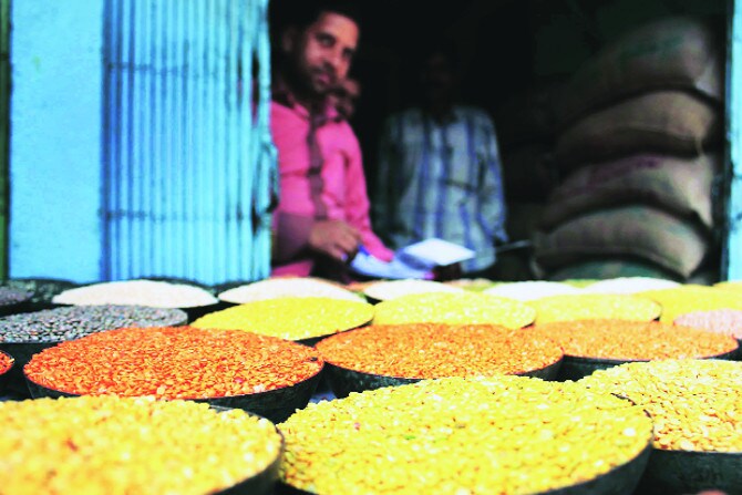 ( संग्रहीत प्रतिकात्मक छायाचित्र )