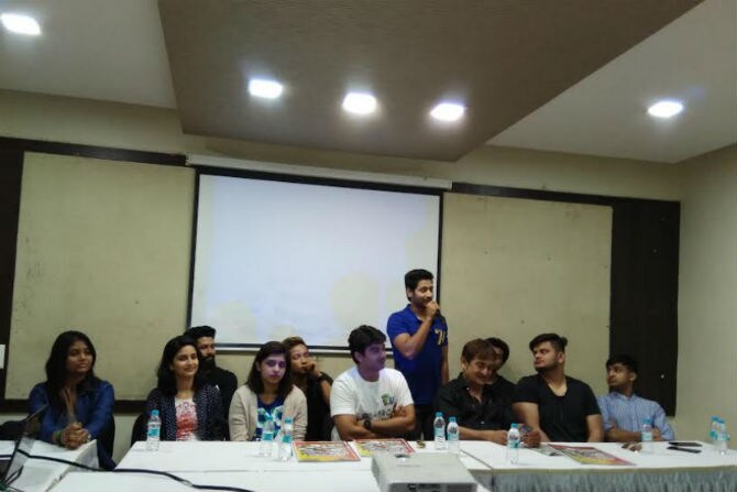 संगीतप्रधान चित्रपट असलेल्या महेश मांजरेकर दिग्दर्शित 'एफयू'चा पहिला ट्रेलर प्रदर्शित करण्यात आला. 