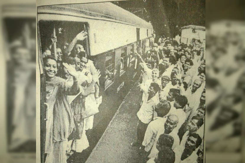 ५ मे १९९२ मध्ये ही सेवा सुरू करण्यात आली होती. (छाया सौजन्य : पश्चिम रेल्वे/ ट्विटर )