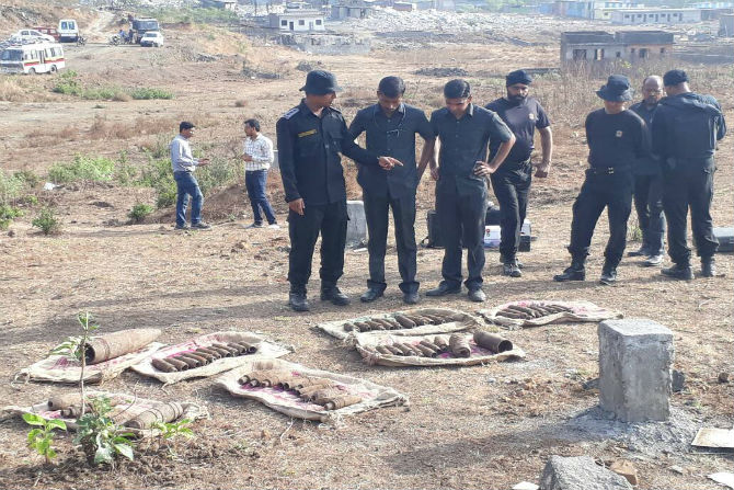 suspected bomb, bomb refused, nsg commando, thane