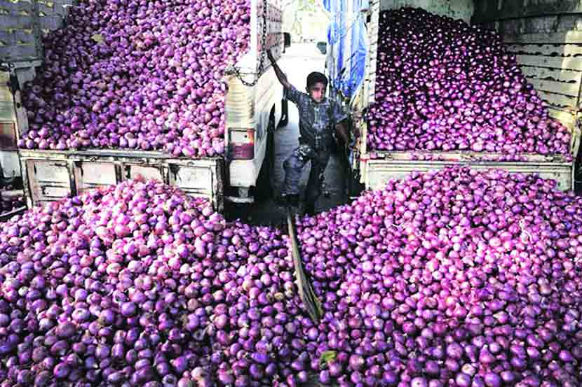 दहा महिन्यांनंतरही एक रुपया अनुदान मिळेना!