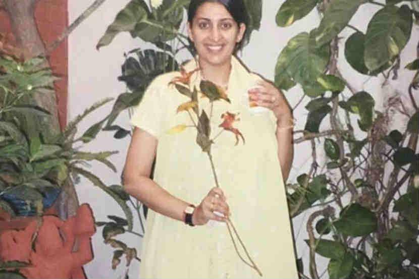 ( छाया सौजन्य : smritiiraniofficial)
