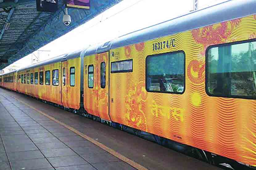 Tejas Express leaves Goa 3 hours late , Railway, Train, Konkan Railway , Mumbai to Goa, Monsoon, Travel, Loksatta, Loksatta news, Marathi, Marathi news