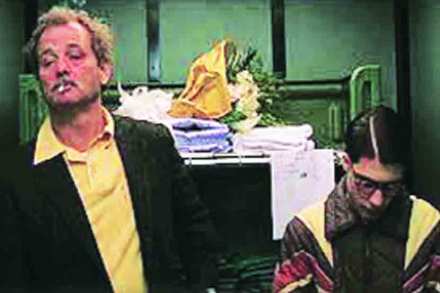 Watchलेले काही : मोठय़ांमधलं लहान मूल!