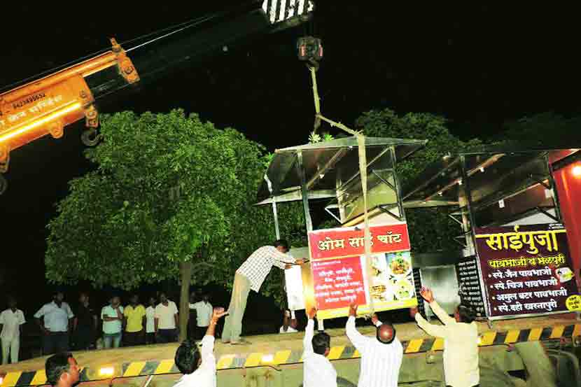 धुळ्यातील चौपाटीवरून गोटे विरुद्ध राष्ट्रवादी संघर्ष