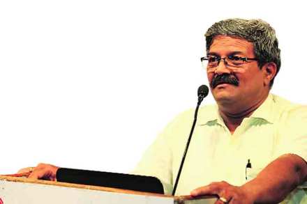 डोळसपणे करिअर निवडा