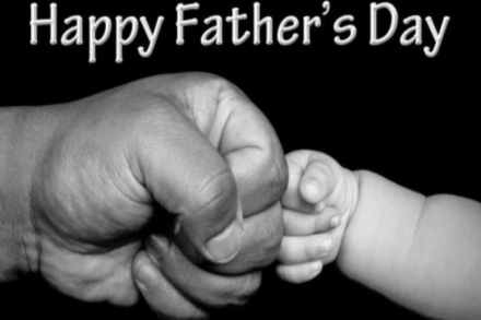 Fathers day 2017 : ‘फादर्स डे’पेक्षा ‘मदर्स डे’ला मुले करतात अधिक खर्च…