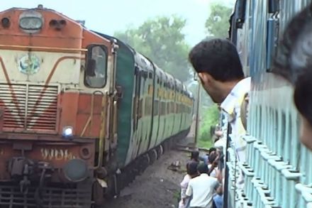 Three stolen incidents, superfast train bhusawal, manmad station,marathi