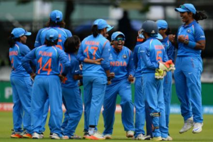 india womens, cricket team, cash rewards,world cup, suresh prabhu