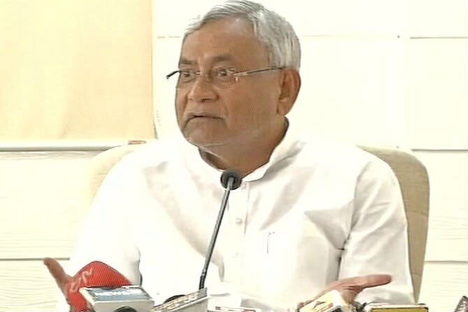 Nitish Kumar , Rahul Gandhi , If Rahul Gandhi knew I was planning to quit why didn't he discuss , Narendra Modi , bihar CM , Loksatta, loksatta news, Marathi, Marathi news