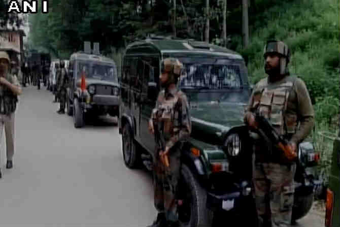 Jammu and Kashmir, terrorists, killed, Pulwama, encounter, search operation, underway, Tahab area