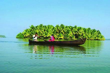 Ashtamudi Lake