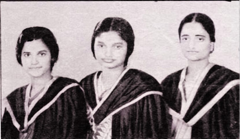 अभियंता पी. के. थ्रेशिया, लीलम्मा जॉर्ज आणि ए. ललिता. 
