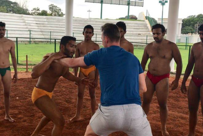 brett lee,viral video, wrestling ring, dangal,marathi news, marathi, Marathi news paper