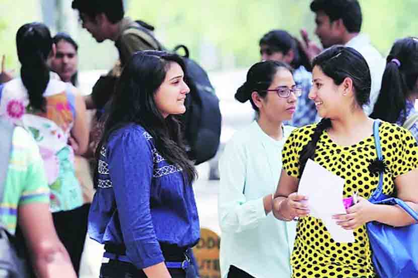 कंपनी सेक्रेटरी होण्यासाठी..