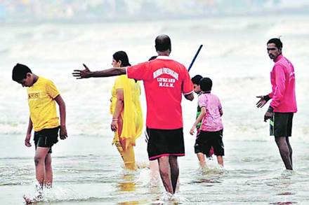 lifeguards for Mumbai