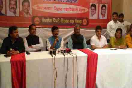 पिंपरी चिंचवडमध्ये बोलताना शिवसेना खासदार संजय राऊत 