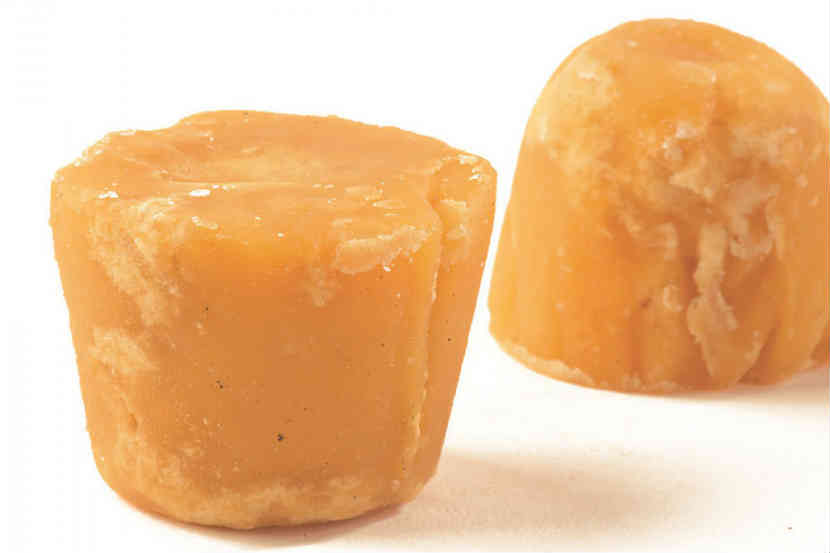 benifits of having jaggery